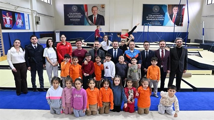 Vehbi Dinçerler Cimnastik Salonu'nda Yetenekler Keşfediliyor!